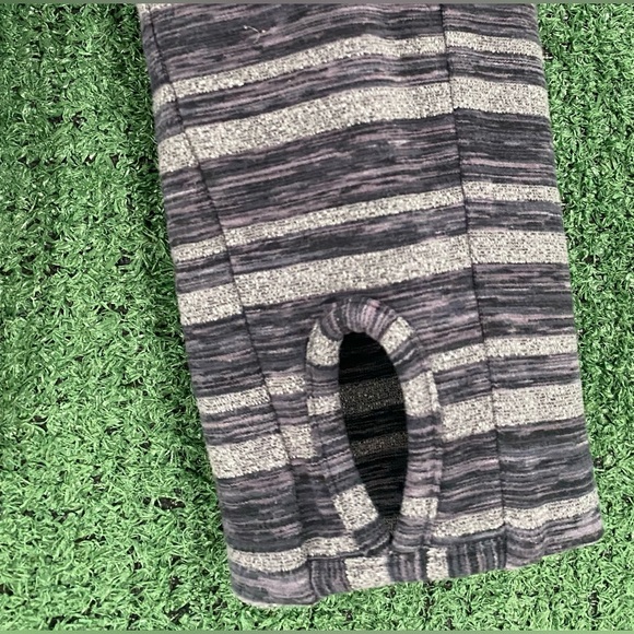 Lululemon Stride Grey Stripe Jacket Women’s Size 10 - Picture 7 of 8